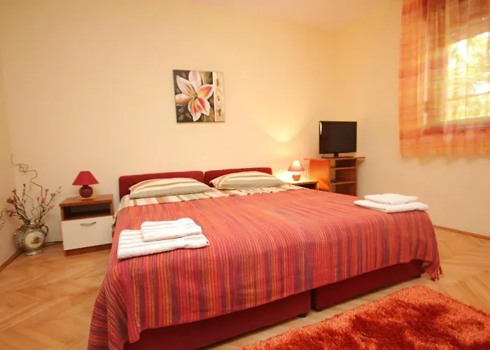 By The Sea - 8519 Daire