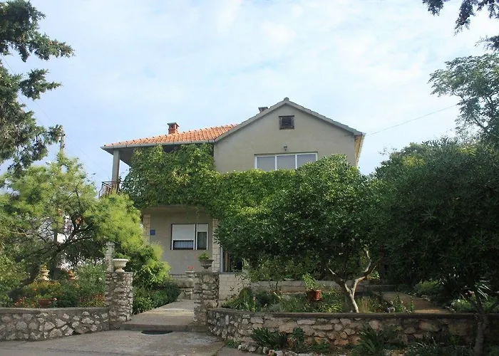 By The Sea - 8519 Daire