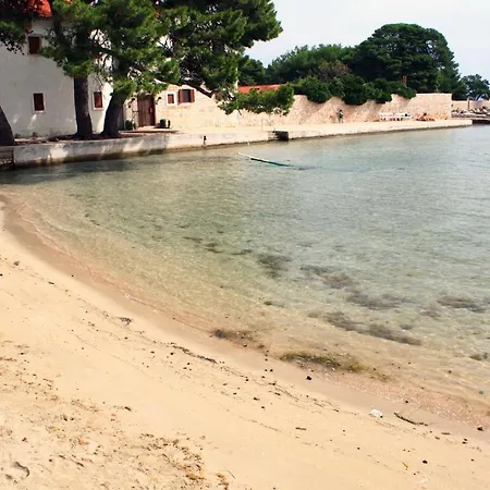 By The Sea - 8519 Apartament Ugljan